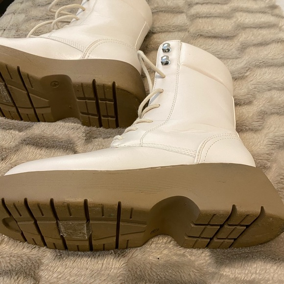 EUC Nasty Gal Boots - Picture 4 of 4